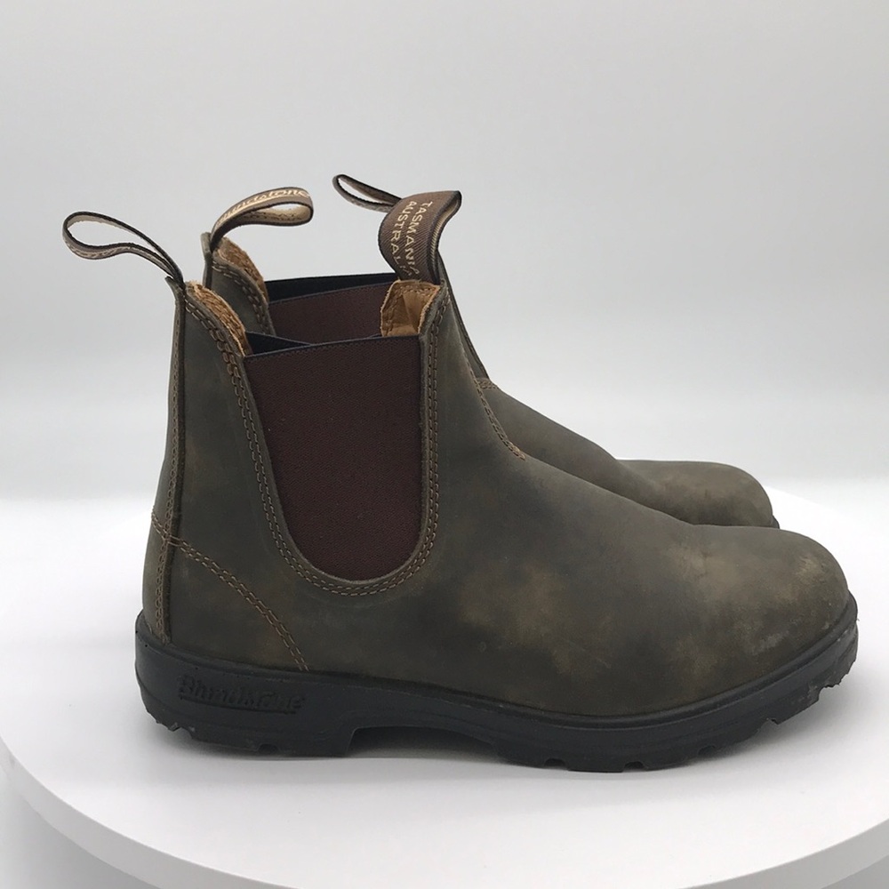 Blundstone  mens Chelsea Boots  size 6.5 US